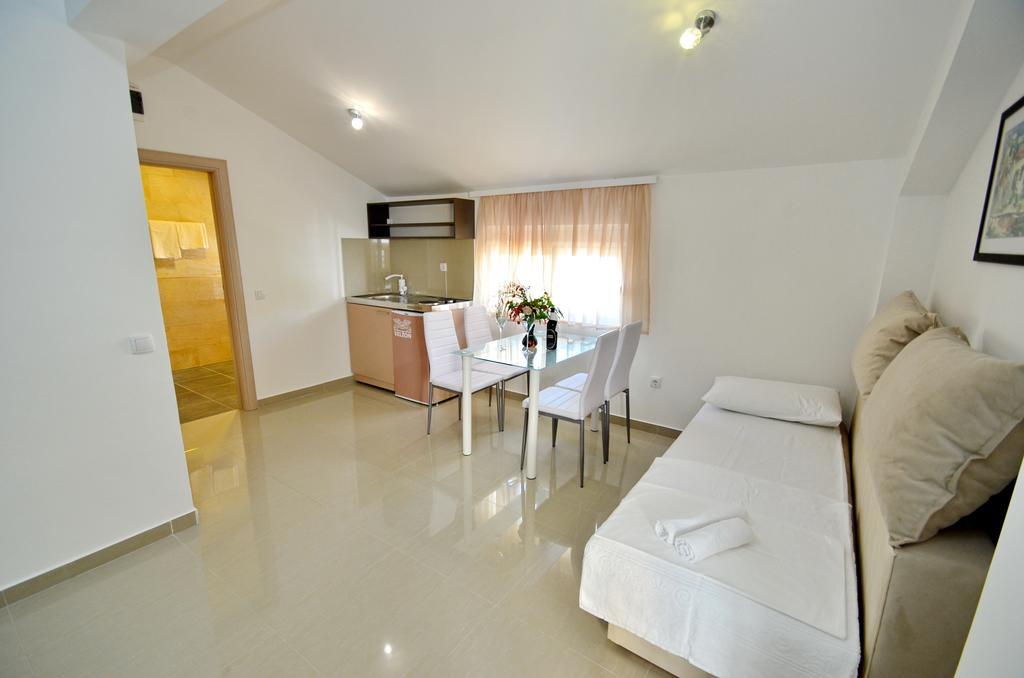 Gostinjska kuća Villa Velzon Guesthouse Budva