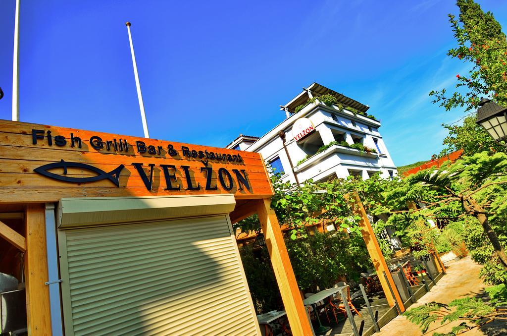 Villa Velzon Guesthouse 3*